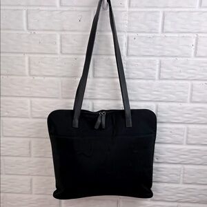 HOBO INTERNATIONAL LAPTOP BAG NYLON AND LEATHER ZIP AROUND PADDED 16x20